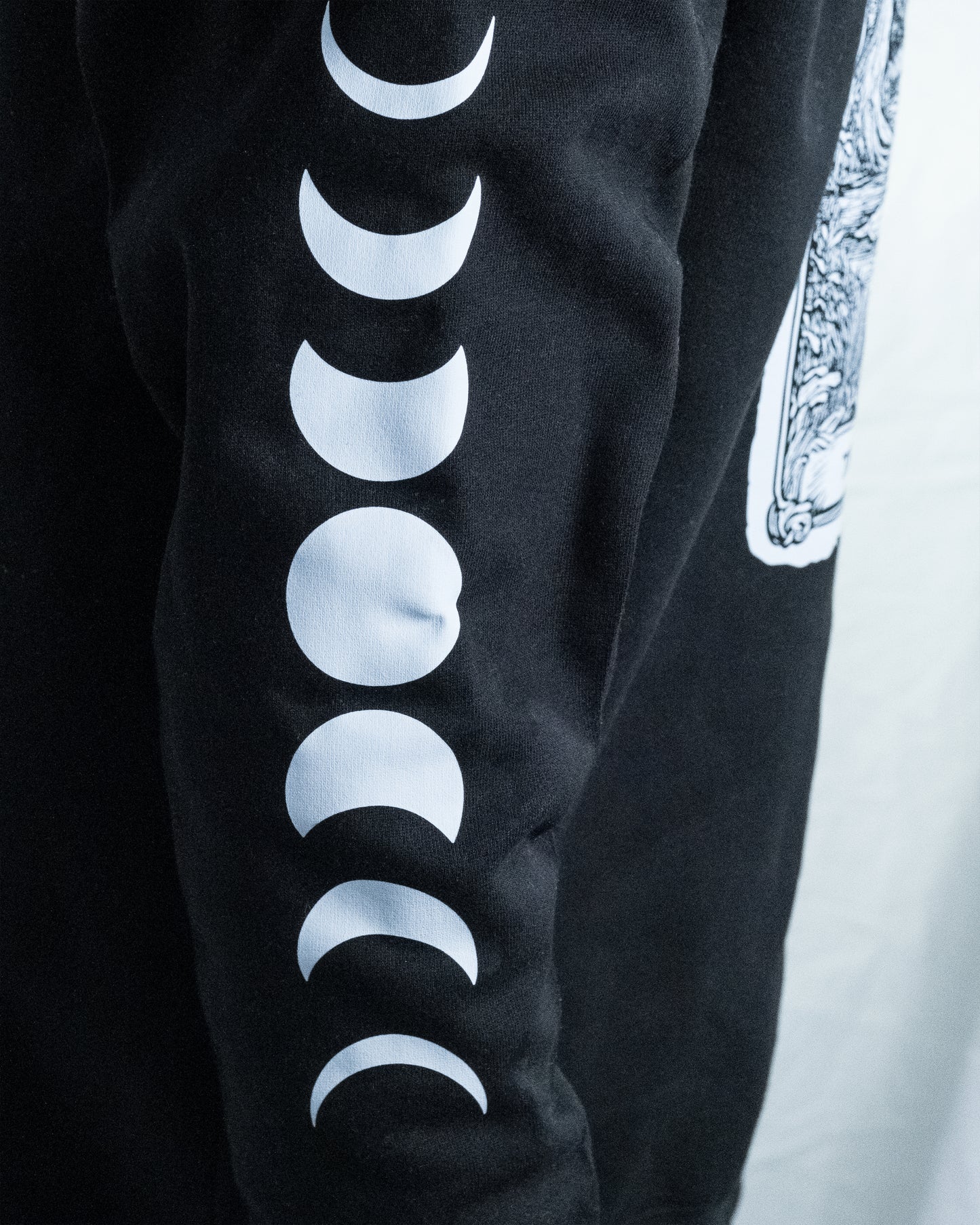 Tarot Ghost (Crewneck Sweater)